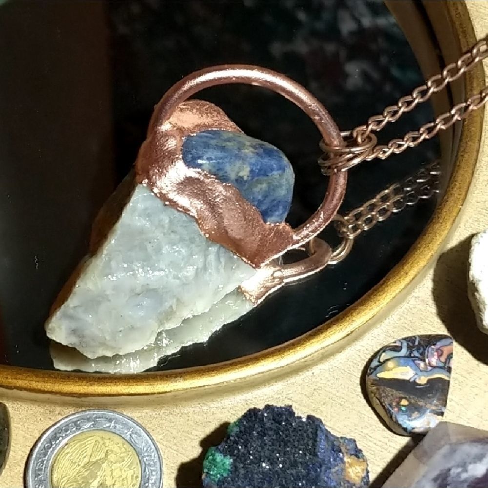 'Be Gone' Sodalite & Quartz Copper Necklace - Picture 3 of 4